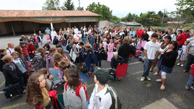 La rentrée 2009 : parents et enfants dans l'école - Jean-Paul Epinette La rentrée 2009 : parents et enfants dans l'école - Jean-Paul Epinette