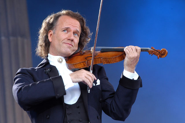 André Rieu et son violon, star internationale... (dr)|Jean-Paul Epinette