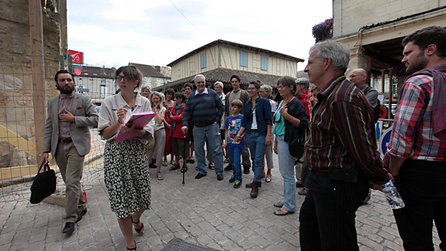 Le festival tire sa matière de la vie et des pierres du village.| © Jean&#8208;Paul Epinette &#8208; iCimedia|Jean-Paul Epinette