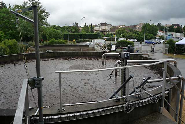 Réseau séparé, désormais, pour la station d'épuration de Villeréal.|Photo © jean-Paul Epinette - icimedia@free.fr Réseau séparé, désormais, pour la station d'épuration de Villeréal.|Photo © jean-Paul Epinette - icimedia@free.fr