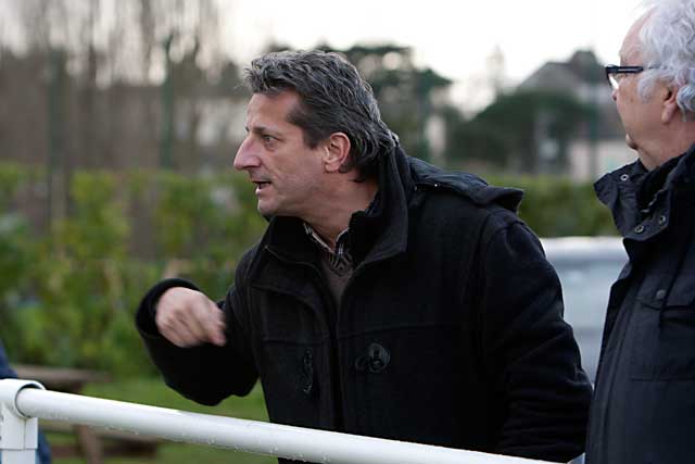 Le président villeréalais s'étrangle de stupéfaction... Le président villeréalais s'étrangle de stupéfaction...
