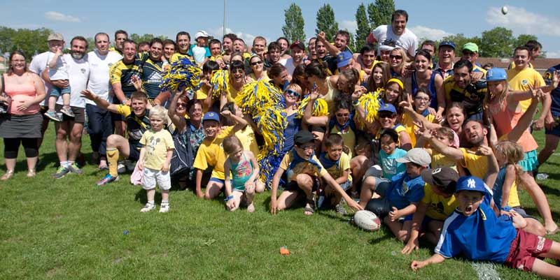 La belle aventure continue pour la grande famille en jaune et bleu.