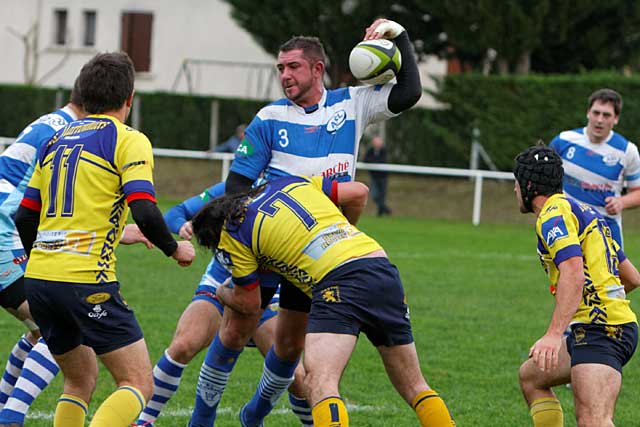 Gros match pour Valadier et la défense villeréalaise.