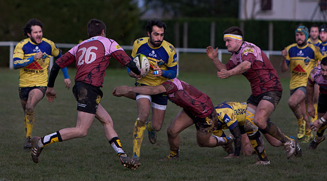 Fornasier prend l'intervalle mais ne passera pas. Fornasier prend l'intervalle mais ne passera pas.
