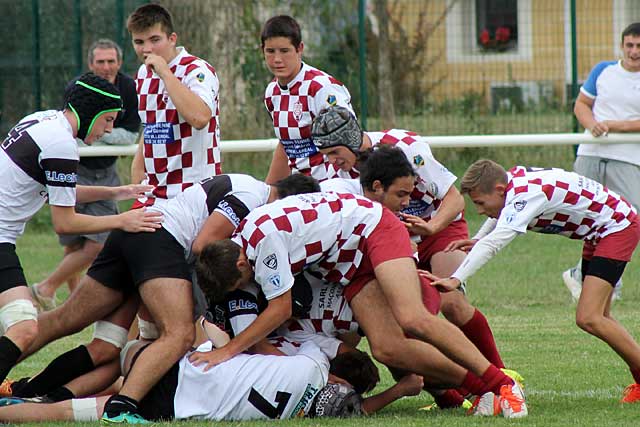 Les juniors des 4 cantons ont atomisé Bergerac sur le score de 71 à 5...