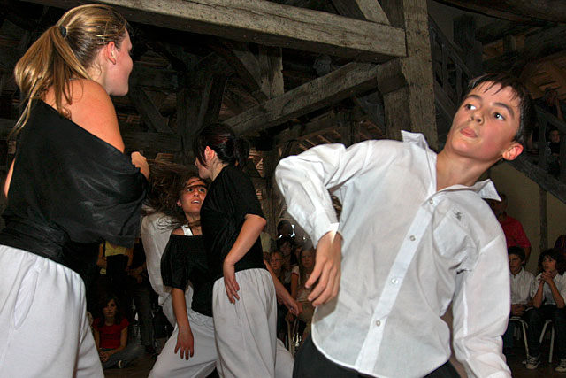 Les jeunes danseurs de 2009 sont devenus des grands...|Photo © Jean-Paul Epinette - icimedia@free.fr