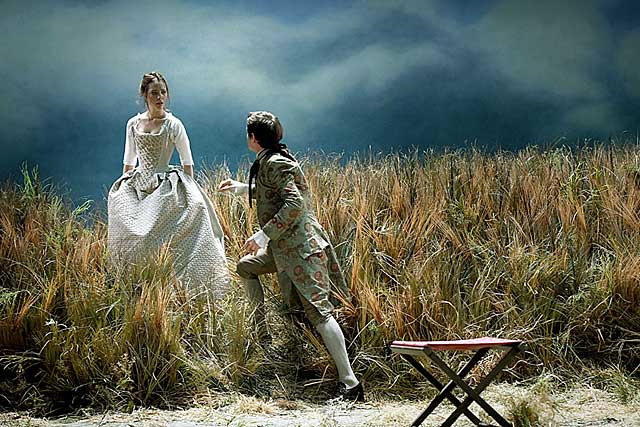 Marivaux, l'amour, le hasard et la comédie française, jeudi soir en direct, salle-François Mitterrand...|Photo DR - Comédie Française. Marivaux, l'amour, le hasard et la comédie française, jeudi soir en direct, salle-François Mitterrand...|Photo DR - Comédie Française.