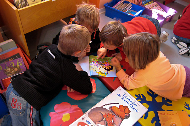 Accueil des écoles, portage, animations... la bibliothèque Roger Bissière est un maillon important du réseau...|Photo © jean-Paul Epinette - icimedia@free.fr Accueil des écoles, portage, animations... la bibliothèque Roger Bissière est un maillon important du réseau...|Photo © jean-Paul Epinette - icimedia@free.fr