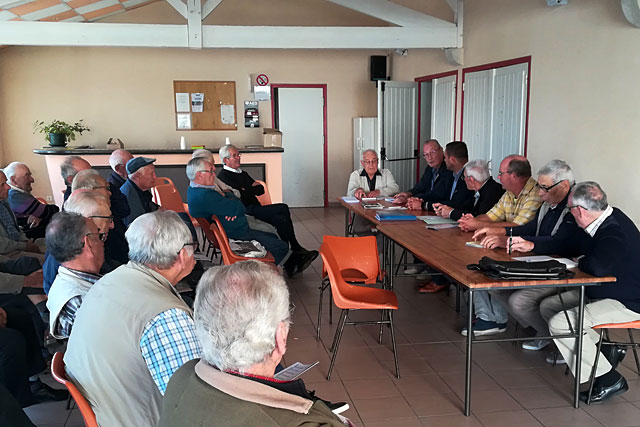 Les adhérents villeréalais de la Fnaca au cours de la réunion.|Photo © Pierre-Antony Epinette - icimedia@free.fr