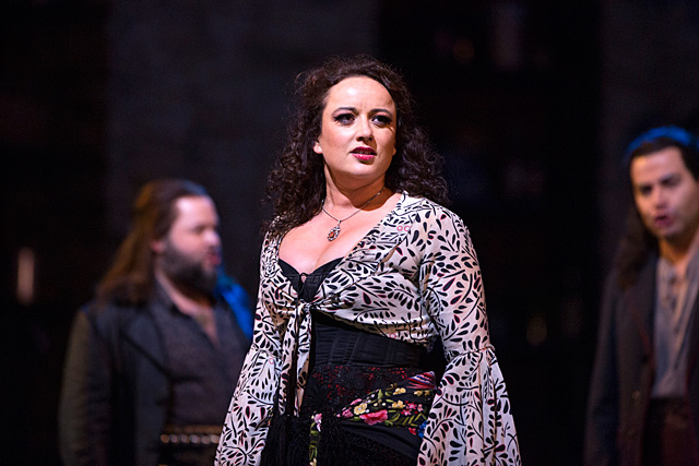 Clémentine Margaine dans le rôle de Carmen|Photo © Metropolitan Opera New York Clémentine Margaine dans le rôle de Carmen|Photo © Metropolitan Opera New York