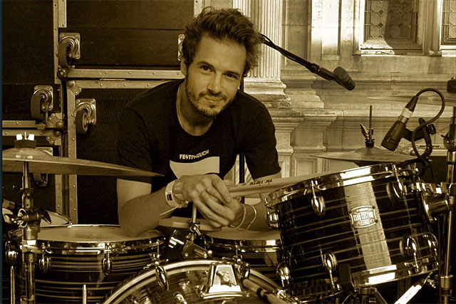 Matthieu Chazarenc, sa batterie et son quartet, ce soir sous la halle de Villeréal...|Photo DR Matthieu Chazarenc, sa batterie et son quartet, ce soir sous la halle de Villeréal...|Photo DR