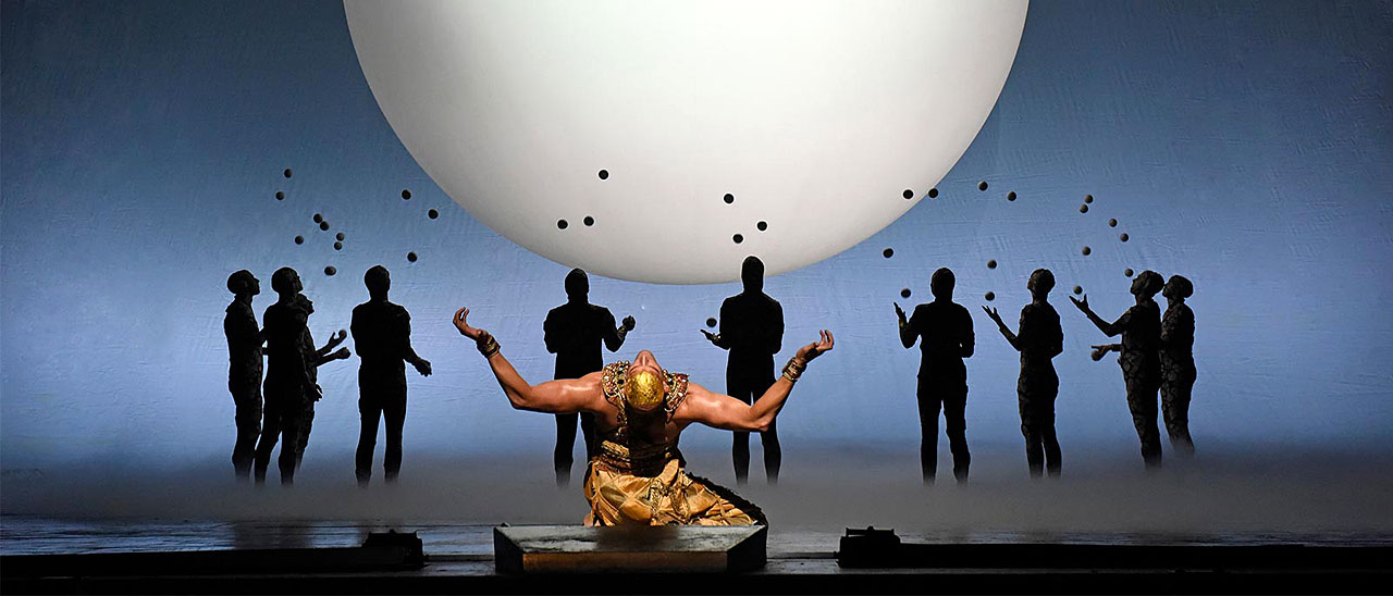 Musique, dispositif scénique, ballet... une nouvelle production éblouissante ! - Photo © Met Opera Musique, dispositif scénique, ballet... une nouvelle production éblouissante ! - Photo © Met Opera