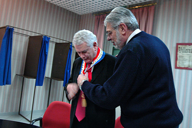 Passage de témoin entre Guy Berny et Pierre-Henri Arnstam lors de la séance d'installation le 14 mars 2008.|Archive© jean-Paul Epinette Passage de témoin entre Guy Berny et Pierre-Henri Arnstam lors de la séance d'installation le 14 mars 2008.|Archive© jean-Paul Epinette
