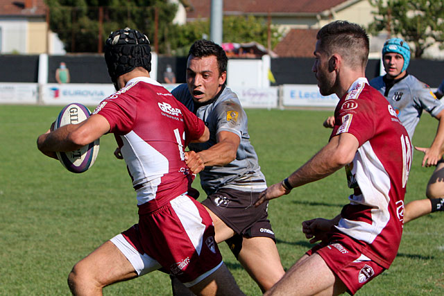 L'attaque des Prune et Blanc a pris plus souvent l'initiative que son adversaire... - Photo © Jean-Paul Epinette L'attaque des Prune et Blanc a pris plus souvent l'initiative que son adversaire... - Photo © Jean-Paul Epinette