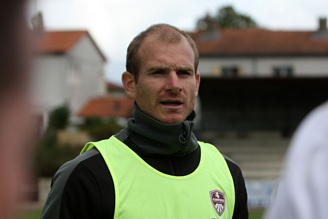 Cassang et tout l'encadrement sportif ont félicité la prestations des 44 joueurs qui ont évolué dimanche à Condom... - Photo © Jean-Paul Epinette Cassang et tout l'encadrement sportif ont félicité la prestations des 44 joueurs qui ont évolué dimanche à Condom... - Photo © Jean-Paul Epinette