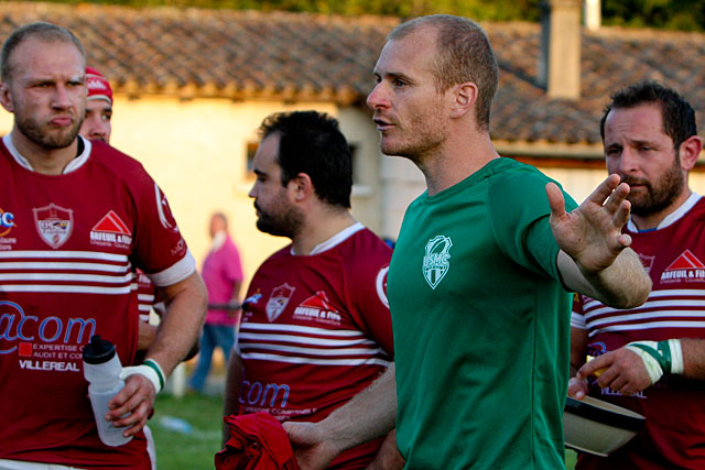 Les Prune et Blanc d'alex Cassang ne se faisiaient guère d'illusion sur la reprise du championnat...|Archives Jean-Paul Epinette