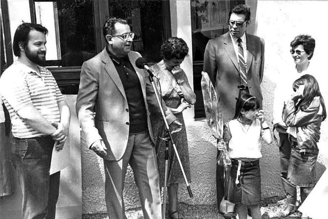 De g. à d., Jean-Paul Epinette, Guy Campan et Andrée, Guy Berny et Michelle Campan. - | - Archive Simon Vaissière (1982). De g. à d., Jean-Paul Epinette, Guy Campan et Andrée, Guy Berny et Michelle Campan. - | - Archive Simon Vaissière (1982).