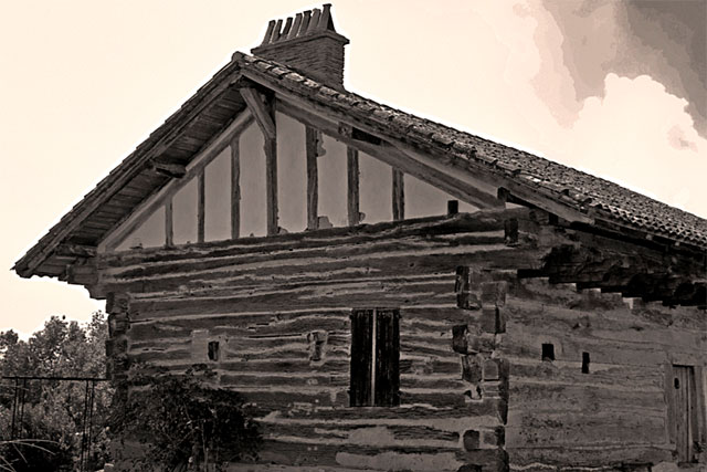 Ici encore, la dendrochronologie a permis de dater prévisément les maisons à empilage de poutres. - | Mémoire de Villeréal, Droits réservés